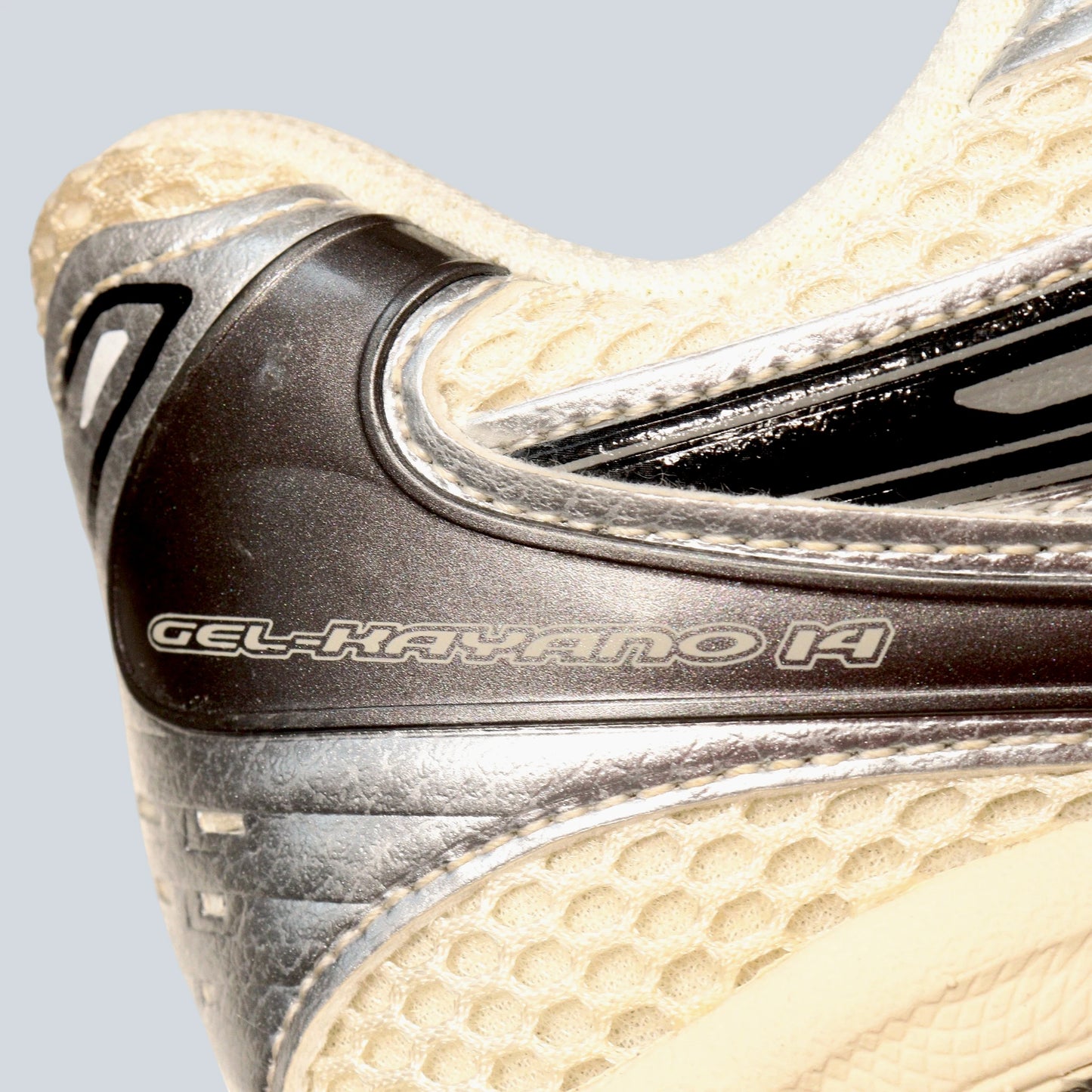 Used GEL-KAYANO 14 CREAM/BLACK