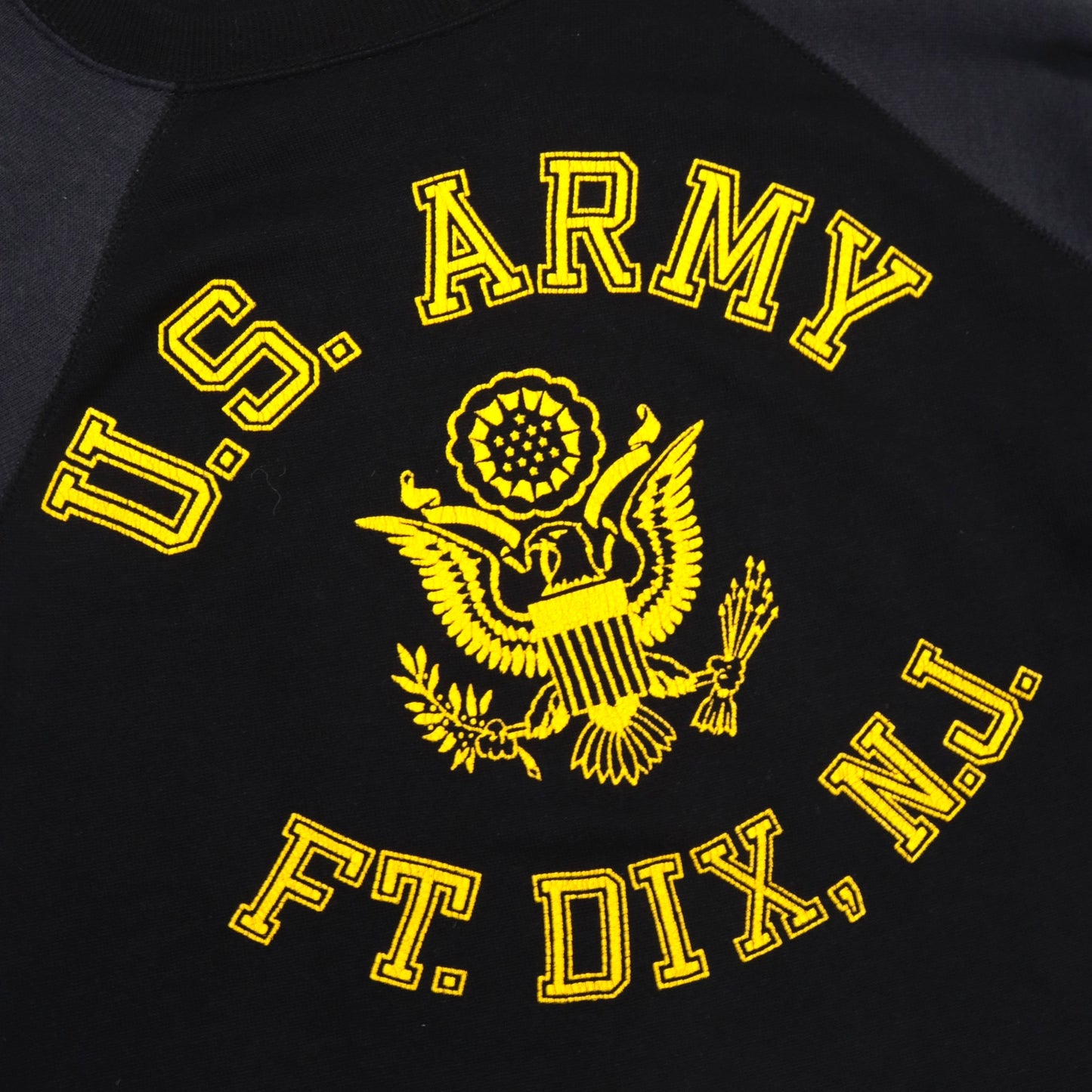 70~80's 2-Tone Raglan Sweatshirt "U.S. ARMY FT. DIX, N.J."