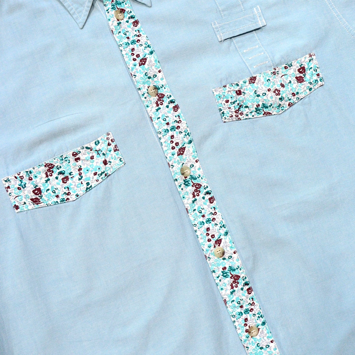 90s Floral Detail Shirt