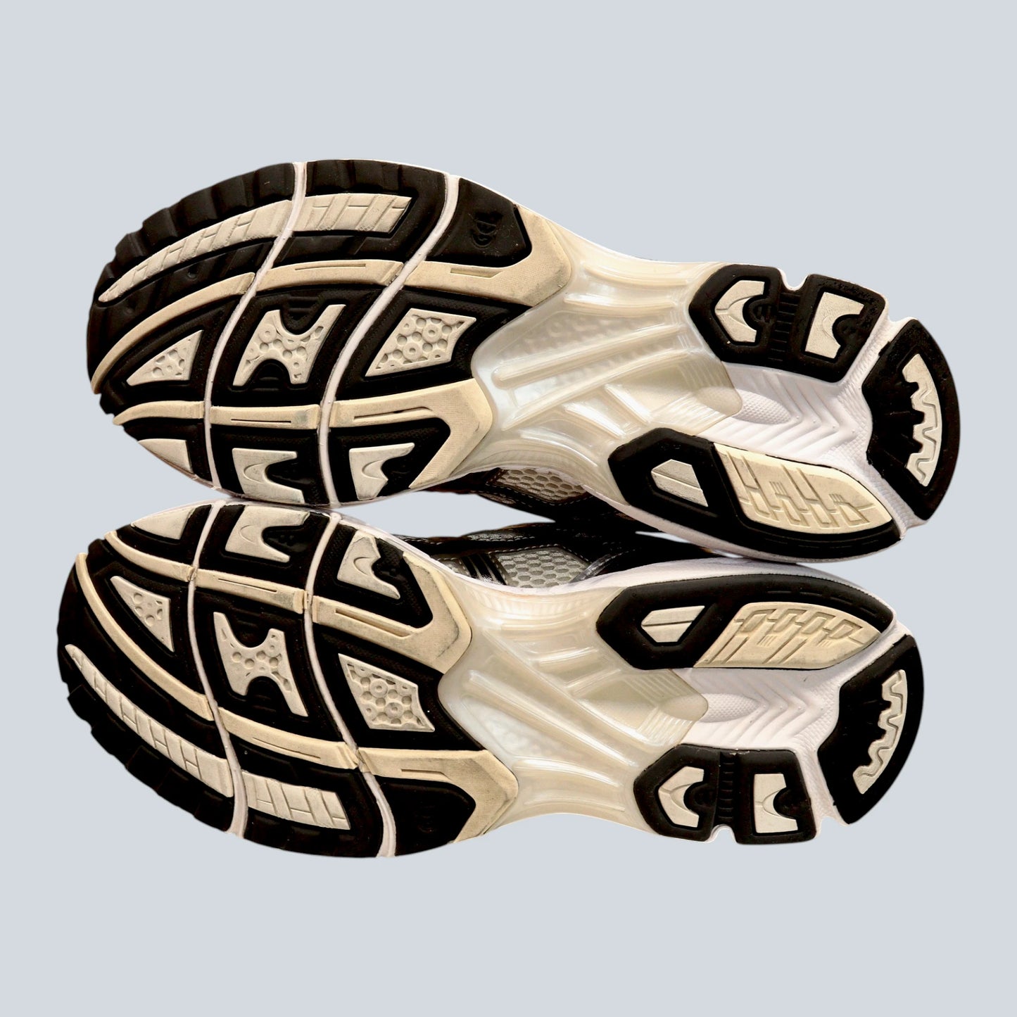Used GEL-KAYANO 14 CREAM/BLACK
